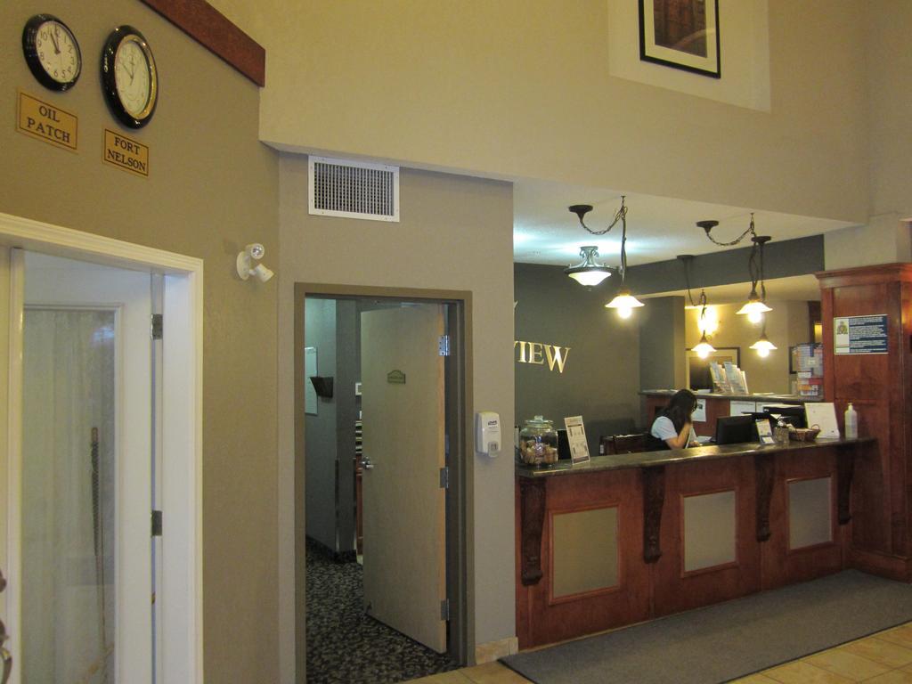 Lakeview Inns & Suites - פורט נלסון מראה חיצוני תמונה
