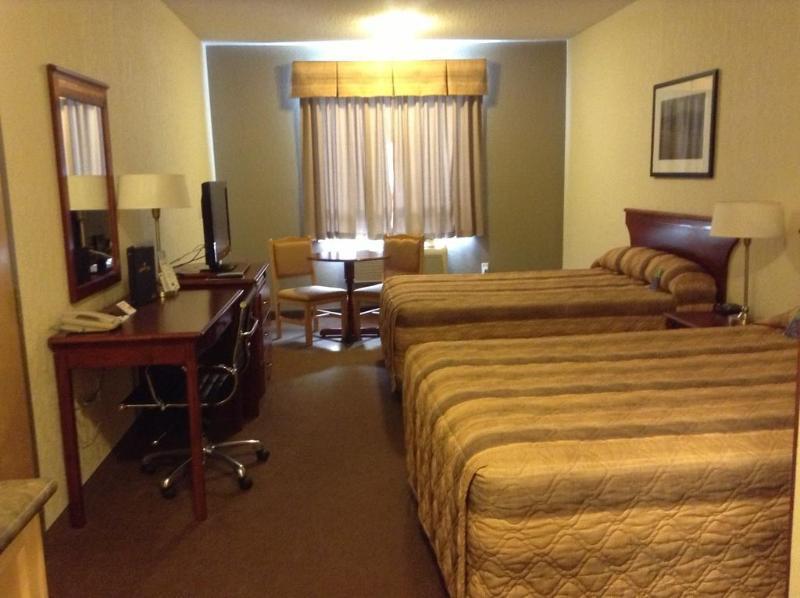 Lakeview Inns & Suites - פורט נלסון מראה חיצוני תמונה